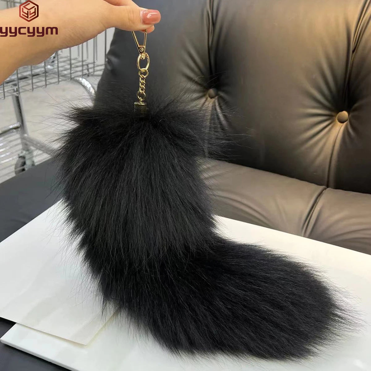 2024 Real Fox Fur Tail Large Long Natural Fur Tail Keychain Pendant Cosplay Tail Cute Wolf Fox Tail Fur Car Keychains for Women